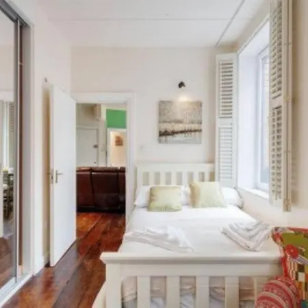 Temple Bar District Apartments *