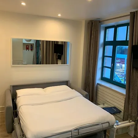 Temple Bar District Apartments * Dublin
