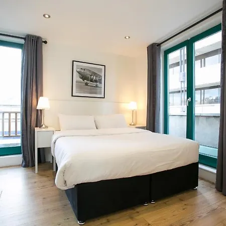 Temple Bar District Apartments * Dublin