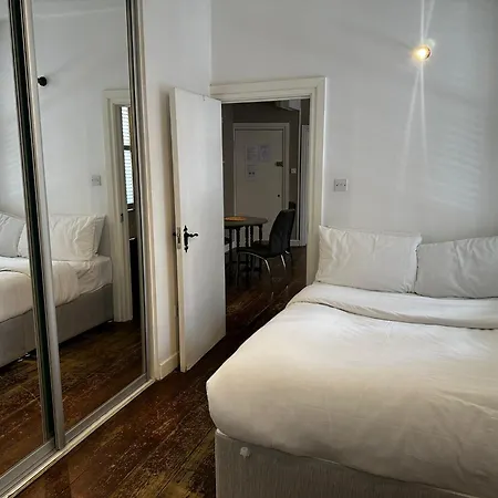 Temple Bar District Apartments * Dublin